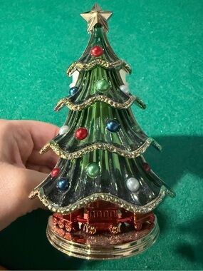 Bath & Body Works Christmas tree wallflower